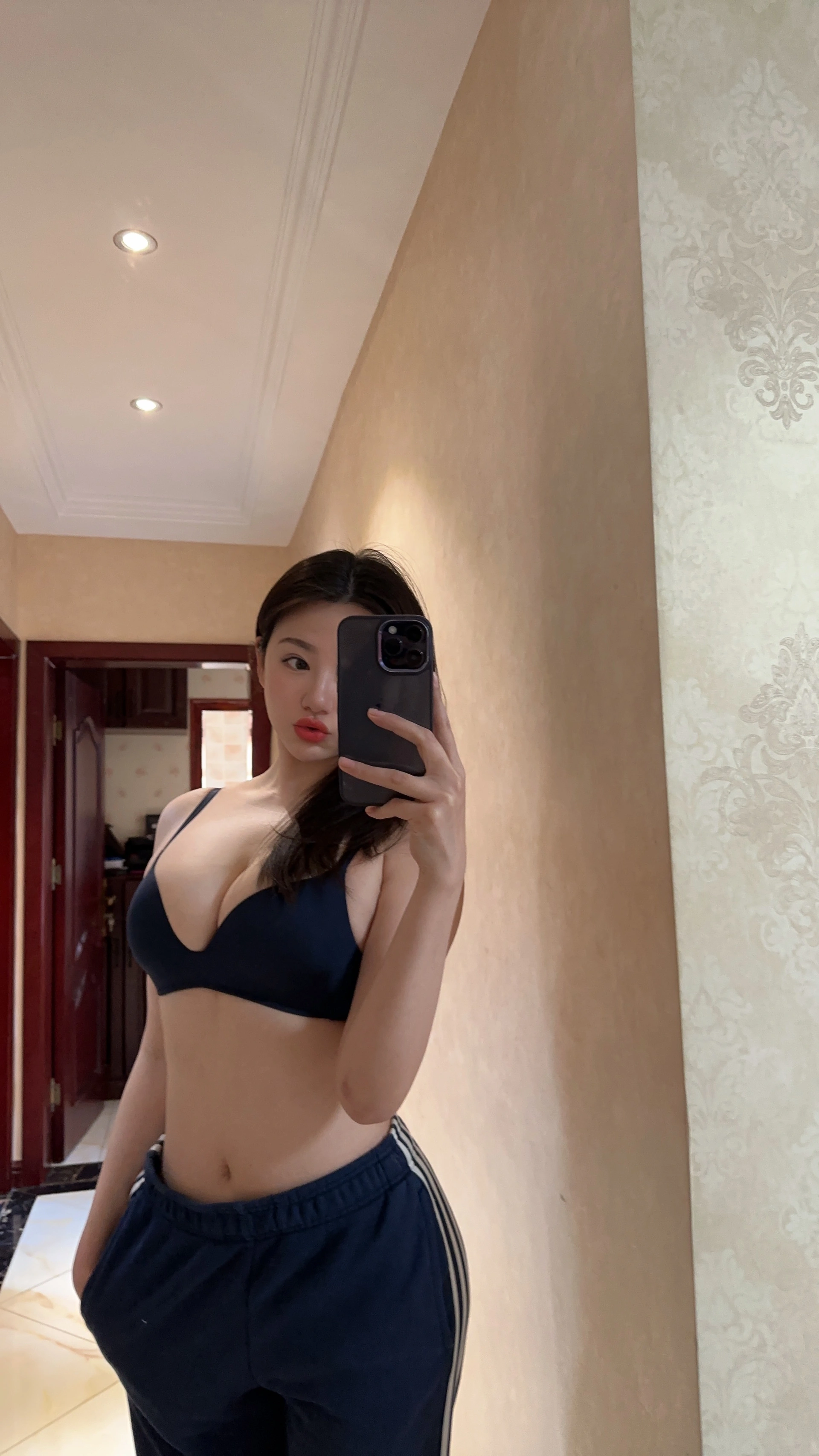 062.奶宝妹纸 – 微密圈系列  黑色内衣 3